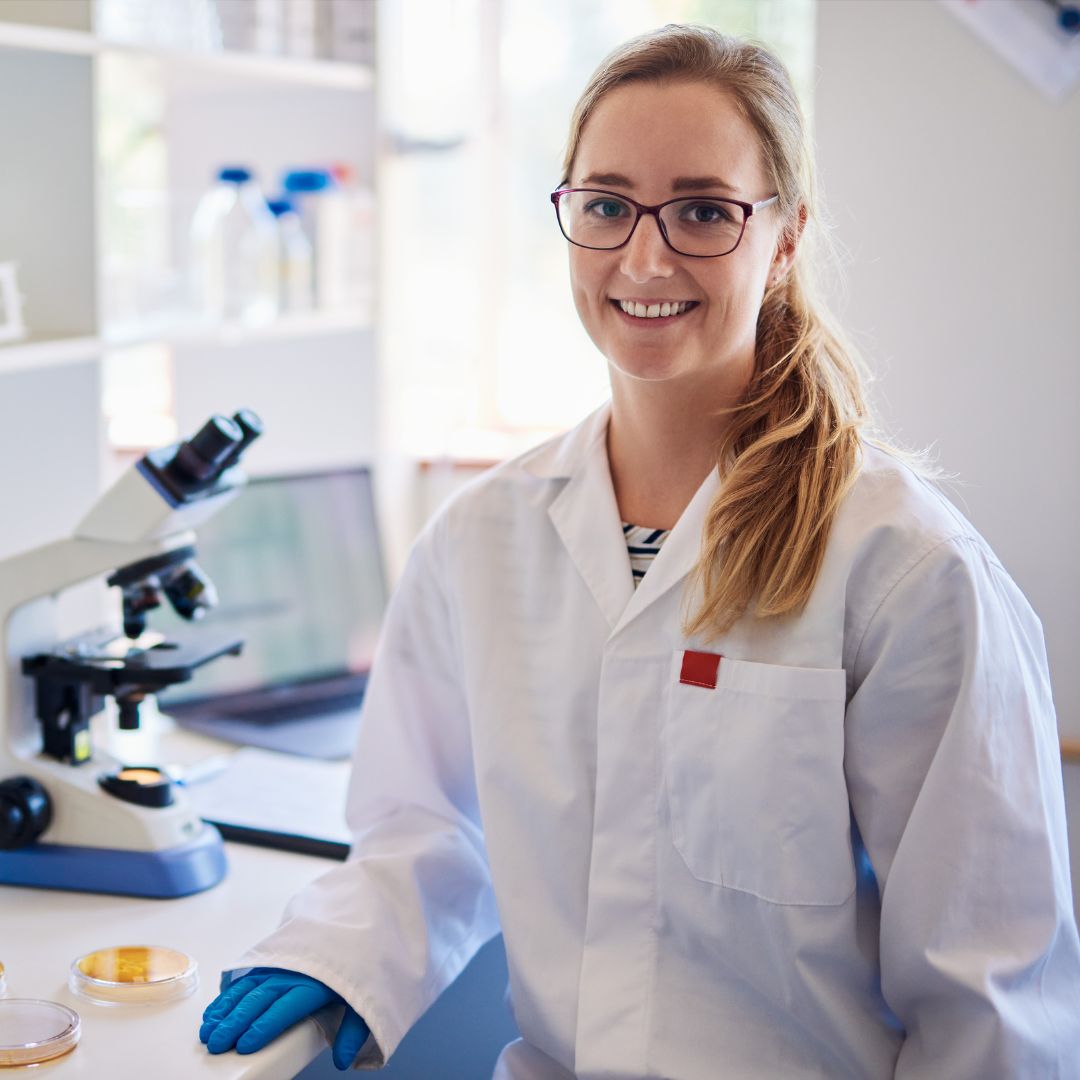 Scientist working in a clinical lab